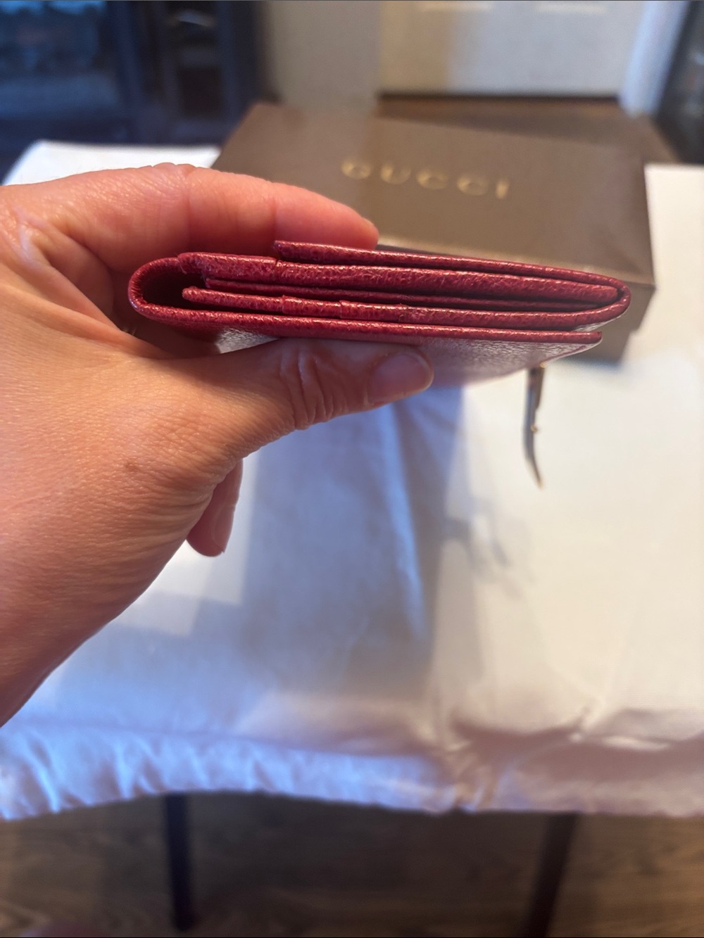Gucci vintage Red Pebbled Leather Clasp Continental Wallet with box - Picture 9 of 17